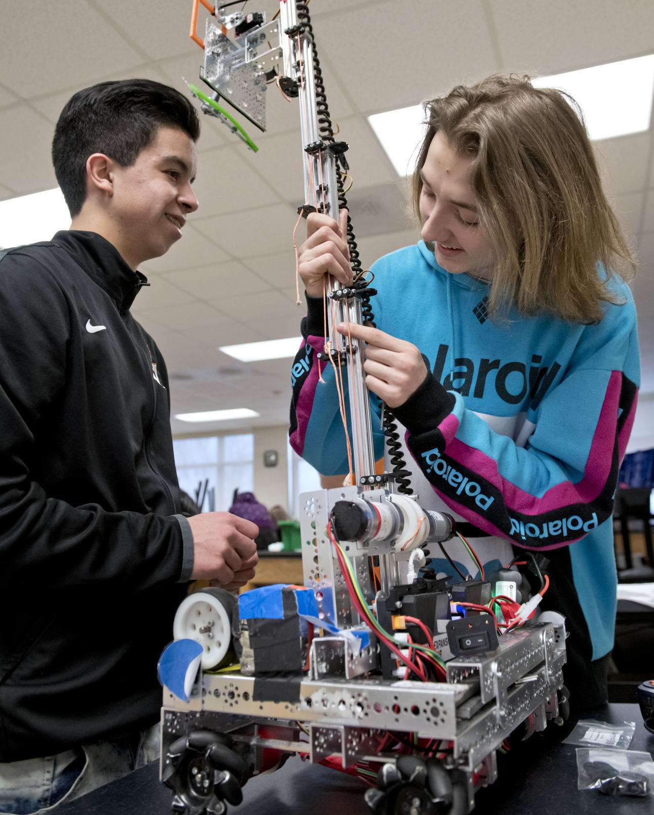 East High robotics team qualifies for state